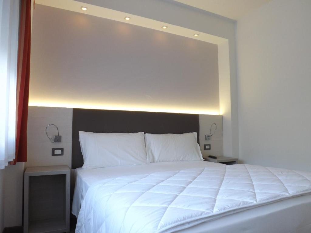 Hotel Ariston Bolzano Szoba fotó